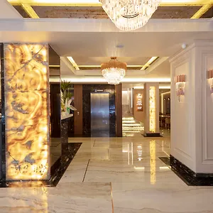 4* Отель Danis & - Old
